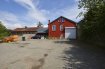 Entrepôt Vente à Vichten - 599 000 € Grand Hangar- dépôt avec un terrain de ± 7 a, sis à Vichten se composant de :
a) Rdch,
b) 1er étage avec bureau
c) 2e étage,
Deux grands portails avec accès au terrain derrière l'entrepôt.
Ref agence :449