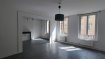 METZ CENTRE - 7 RUE DU PALAIS
Au 2ième étage, appartement 3P de 72m² comprenant une entrée, un salon-séjour avec son coin-cuisine, deux chambres au calme ( en enfilade), une salle d'eau et un wc séparé. Chauffage au gaz individuel.