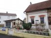 Maison Vente 2 chambres à Hettange-Grande - 194 250 € HETTANGE GDE : Maison , jardin, garage . HETTANGE GRANDE . Maison jumelée de 83 m² comprenant au rez de chaussée : une cuisine, un salon séjour , une salle de bains et un wc individuel, puis à l'étage : deux chambres . Une cave . Jardin clos . Garage indépendant fermé . Double vitrage . IMMODM 03 82 57 31 87