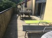 Appartement Location 3 chambres à Lorry-lès-Metz - 1 070 € c.c. Lorry-lès-Metz: Appartement F5 d'exception. Appartement F5 à Lorry-lès-Metz, disponible au 01/09/18. Cet appartement de standing de 94m2 au 2eme et dernier étage avec ascenseur se compose, d'une entrée avec placard, une spacieuse pièce à vivre avec cuisine américaine et un accès à la terrasse de 25m2 exposée plein sud, 3 chambres dont une avec une salle de douche privative, une seconde salle de bain (baignoire et double vasque), un WC et un cellier. En annexe: un grand garage double motorisé (42m2) et une place de parking privative. Double vitrage PVC, chauffage individuel éléctrique par le sol. Loyer : 1070 euro charges comprises (dont provision mensuelle sur charges récupérable : 120 euro). Dépôt de garantie : 950 euro. Honnoraires à la charge du locataire 750 euro (comprenant 650 euro pour la constitution du dossier, visites et rédaction et 100 euro pour l'état des lieux).