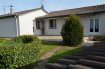 Maison mitoyenne Vente 4 chambres à Ay-sur-Moselle - 325 000 € AY SUR MOSELLE : COUP DE CŒUR ! Venez visiter cette jolie maison de plain pied avec un grand terrain de plus de 14 ares, dans une impasse au calme vous y trouverez à l'entrée une véranda, une cuisine équipée, un salon-séjour avec une cheminée donnant accès sur une terrasse et un beau jardin, trois chambres avec de nombreux placards, une salle de douche, de plus une extension comprenant un bureau et chambre en mezzanine avec entrée privative, deux garages, une cave.