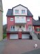 Immeuble de rapport Vente 7 chambres à Tetange - 1 450 000 € Maison Bi-Familiale libre de trois côtés située dans une rue résidentielle et calme, avec une surface habitable +/- 350 m2 avec deux garages individuels et quatre emplacements de voiture ainsi qu'un terrain de 10 ares. La maison se compose comme suit :Au 1er et 2ème étage :Appartement / duplex de 190 m² avec living, salle à manger, cuisine équipée ouverte avec une terrasse de 30 m², quatre chambres à coucher, deux salles de bain et un débarras.Au 3ème étage:Appartement de 100 m² légèrement mansardée (surface habitable sous hauteur de 2,00 m est de 78 m2) avec living, cuisine équipée ouverte, deux chambres à coucher et une salle de bain.Au rez-de-chaussée :Studio-App.(+- 60m2) avec living, une chambre, cuisine éq., terrasse et salle de bain.- Deux grandes garages individuels, caves, chaufferie, jardin, emplacement devant la maison ...Confort: - Chauffage au sol - Volet électrique Pour tout complément d‘information, n'hésitez pas à nous contactez par téléphone au 28 77 88 22.Nous sommes également disponibles pour organiser les visites le samedi !Nous sommes, en permanence, à la recherche de nouveaux biens à vendre (des appartements, des maisons et des terrains à bâtir) pour nos clients acquéreurs.N‘hésitez pas à nous contacter si vous souhaitez vendre ou échanger votre bien, nous vous ferons une estimation gratuitement.Ref agence :124