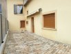 Maison Vente 4 chambres à Serrouville - 208 000 € Maison mitoyenne - SERROUVILLE . Charmante maison Lorraine à venir découvrir dans le village de SERROUVILLE à quelques kilomètres de la frontière Luxembourgeoise ! Vous serez charmés par ses volumes, le rez de chaussée vous offre une entrée, un salon ainsi qu'une grande pièce de vie avec une cheminée et une cuisine équipée avec un WC séparé. A l'étage vous découvrirez un palier spacieux desservant 2 chambres dont une munie d'un espace bureau. De plus une salle d'eau avec douche à l'italienne, un meuble vasque et son WC. L'étage supérieur vous conduit dans deux chambres avec velux et leur pièce dressing respective ! Le bien dispose d'une cave et d'une terrasse à l'arrière de la maison d'environ 55 M2 équipée d'un Storebane. Places de parking à l'avant et à l'arrière de la maison. (Pas de garage) Pour plus d'informations, veuillez contacter Sophie au 06.59.77.48.67 ou au 03.82.53.52.94 ainsi que par mail à agence@ccimmobilier.com Dans le cadre de votre recherche, n'hésitez pas à consulter notre site www.ccimmobilier.com afin de voir toutes nos offres.
