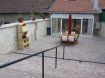 Maison Location 3 chambres à Metz - 750 € Belle maison à 10 min de METZ. A saisir, charmante maison située à 10 mn de METZ-TECHNOPOLE, dans la commune de VILLERS-STONCOURT, d'une superficie de 90m2, composée d' une entrée avec pierre apparente, une cuisine équipée (four, plaque, hotte, réfrigérateur) ouverte sur salon avec accès véranda, un cellier, un wc séparé. A l'étage, trois chambres avec placard, une salle d'eau et un coin buanderie. Beau jardin entièrement clos, avec terrasse et barbecue en pierre. Cheminée+chauffage électrique au sol et climatisation réversible. Disponible de suite. Loyer : 750 euro; FA 562.50 € AGENCE VENNER IMMOBILIER 03-87-63-60-09