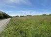 Terrain constructible Vente à Bouzonville - 72 000 € Terrain à bâtir. Sur les hauteurs de Bouzonville, hors lotissement terrain à bâtir viabilisé plat, situé au calme, 28m de façade. Idéal pour construction d'un plain pied.