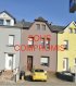 Maison mitoyenne Vente 5 chambres à Kayl - 765 000 € SOUS COMPROMIS
L'agence immobilière Christine SIMON vous propose en exclusivité une maison mitoyenne située dans la commune de Kayl, implantée sur un terrain de 3,70 ares.
La maison est répartie sur 3 niveaux et se compose comme suit:
Au sous-sol,
une entrée indépendante, pièce bureau, toilette séparée, chaufferie (chauffage à gaz, chaudière Buderus, année 1995), une salle de bains avec baignoire, toilette et lavabo et un débarras (sortie vers l'extérieur au jardin).
Au rez-de-chaussée,
cuisine équipée semi-ouverte vers la salle à manger et le salon avec cheminée au feu de bois (sortie balcon et jardin)
Une salle de bains avec douche, toilette et lavabo.
1er étage,
hall de nuit, 2 chambres à coucher dont une de 12,20 m2 et 15,20 m2 et une salle de bain de 8,25 m2 comprenant baignoire de coin, toilette et double vasque.
Combles aménagés, se composent de 3 chambres à coucher communicantes, d'env. 18,35 m2, 7,80 m2 et 11,75 m2.
L'extérieur,
Un jardin de 2,70 ares et à l'avant 2 emplacements pour voitures.
La maison se trouve à proximité de l'école primaire, de l'école précoce, crèches et d'un très beau parc communal avec aire de jeux.
Pour de plus amples renseignements ou une visite de la maison n'hésitez pas à nous contacter au numéro: 26 53 00 30 ou au Gsm: 621189059 soit par email info@christinesimon.lu
Nous sommes en permanence à la recherche des biens pour nos clients solvables. Si vous désirez vendre ou louer appelez Christine SIMON.
La commission de vente de 3 % TVA 17 % sont à charge du vendeur.