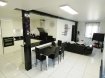 Maison Vente 3 chambres à Algrange - 192 000 € Maison - 4 pièces - 85 m2. Maison mitoyenne totalement rénovée en 2014, matériaux de qualité et finitions soignées !Au Rez de Chaussée, vous profiterez d'une pièce de vie ouverte avec une cuisine entièrement meublée et équipée (mobilier de qualité allemande, four double porte, plan de travail en granit...)Vous disposerez également d'une chambre avec armoire dressing (portes coulissantes), et de toilettes séparés.De grands placards de rangement se trouvent également sous l'escalier menant à l'étage, L'ensemble est entièrement carrelé.Au 1er étage : 2 chambres sous pente (l'une dispose d'un velux, l'autre d'une fenêtre sur pignon) et une salle d'eau.En complément vous bénéficierez d'une cave voûtée (non attenante), idéale pour la conservation de vos grands crus !Il est également possible d'acquérir en sus, un local commercial d'une surface d'environ 50m2, entièrement rénové, que vous pourrez soit exploiter, soit proposer à la location (dernier revenu locatif perçu : 990€/mois)L'ensemble est idéalement situé, proche des commerces et services de la ville. Parking facile, à toute proximité.Porte d'entrée et fenêtres sécurisées.Volets électriques.Chauffage électrique (aux normes)Façade refaite.Frais d'agence inclus, à la charge du vendeur.ACTIVE IMMO03 82 84 17 98