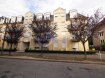 Appartement Vente 2 chambres à Differdange - 599 000 € DISPONIBLE DE SUITE
New Keys vous propose à la vente ce spacieux appartement d'une surface d'environ 115m2 au 2ième étage avec ascenseur d'une résidence bien entretenue à Differdange.
Spacieux et bien agencé, le bien se présente comme suit:
- Hall d'entrée,
- Living avec accès à un 1er balcon
- Cuisine équipée et séparée
- Grand débarras / buanderie
- Toilettes séparés
- Salle de douche avec toilettes
- 2 chambres à coucher dont une avec accès à un 2ième balcon
Pour compléter ce bien, vous profiterez d'un garage et d'une cave à titre privatif.
Proche de toutes les commodités.
N'hésitez pas à nous contacter au 352 691 216 830 ou par mail smarrocco@newkeys.lu pour plus d'informations et/ou une éventuelle visite.
COVID: Pour votre sécurité, nos visites sont effectuées avec des masques, des gants et limitées à 3 personnes par visite.
Les prix s'entendent frais d'agence inclus dans le prix et payable par le vendeur.
Nous recherchons en permanence pour la vente et pour la location, des appartements, maisons, terrains à bâtir pour notre clientèle déjà existante.
N'hésitez pas à nous contacter si vous avez un bien pour la vente ou la location.
Estimation gratuite.
Ref agence : 5003410