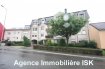 Appartement Location 1 chambre à Leudelange - 1 300 € Grand Appartement une chambre à coucher, beau living, cuisine équipée séparée, salle de bain, Jolie terrasse à l'arrière.
Cave et garage fermé.
Appartement repeint en blanc
Disponible pour le 01.12.2021
Ref agence : 917085