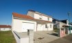Maison Vente 3 chambres à Boulay-Moselle - 249 000 € BOULAY. CASANIED Immobilier vous propose ce pavillon en bout d'impasse. Il se composant d'une cuisine équipée, d'un double salon-séjour avec accès direct à la terrasse, de 3 belles chambres, d'un WC individuel avec lave mains et d'une salle de bain. Vous y trouverez également un grand garage de 43m2 avec sa buanderie. Le tout sur un terrain de 597 m2.