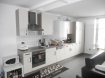 Appartement Location à Pont-à-Mousson - 680 € c.c. Très bel F3 dans une résidence calme. Appartement de type F3 dans une résidence proche du centre-ville - 38, Place Hordal du Lys 54700 Pont à Mousson, comprenant :
Entrée, cuisine équipée ouverte sur le séjour, 2 chambres, salle de bain, WC et place de parking
Chauffage individuel gaz - 75m2
Libre à la location le 01/09/2018