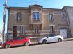 Immeuble de rapport Vente à Thiaucourt-Regniéville - 260 000 € Bel immeuble de 2 appartements avec garage et jardin.. Pour investisseur. il est composé d'un appartement en rdc de 90 m2 avec cuisine, séjour, 2 chambres, sdb. Garage. Au 1er: un appartement de 118 m2 avec cusine, 3 chambres, beau séjour, dressing. Grenier, cave et jardin sur l'arrière.