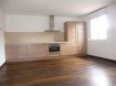 Appartement Location 2 chambres à Longwy - 800 € c.c. A LOUER AU CENTRE VILLE DE LONGWY BAS A PROXIMITE DE LA GARE SNCF ET GARE ROUTIERE UN APPARTEMENT EN DUPLEX D'UNE SUPERFICIE D'ENVIRON 100M² SITUEE AU 3EME ET DERNIER ETAGE D'UNE RESIDENCE SANS ASCENSEUR.
COMPRENANT: Une entrée, un WC, une petite buanderie, une cuisine équipée ouverte sur le salon salle à manger avec un accès sur un balcon d'environ 4m².
CHAUFFAGE ELECTRIQUE PAR LE SOL.
DOUBLE VITRAGE PVC.
A L'Etage: un dégagement, deux chambres, une salle de douche, un 2ème WC.
LOYER 800€.
DEPOT DE GARANTIE 800€.
FRAIS D'AGENCE 520€.
APPARTEMENT DISPONIBLE A PARTIR DU 05 JANVIER 2018.