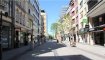Local commercial Location à Luxembourg-Centre ville - 16 000 € Sigelux Real Estate vous propose au cœur de Luxembourg centre-ville, rue piétonne, zone de passage, un local commercial d’une surface totale de 217m2
Il se compose comme suit :
- la surface commerciale au rez de chaussée représente 116m2, avec vitrine d’exposition et porte battante
- au 1er sous-sol un espace de 101m2 pouvant être dédié au stock
Ce local comporte des sanitaires, éclairages, air conditionné.
Exploitation, tous commerces sauf alimentation, restauration
Loyer : 16 000 € + Tva
Disponibilité novembre 2020
Garantie bancaire : 6 mois de loyer
Disponibilité novembre 2020