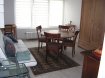 Appartement Vente 1 chambre à Longeville-lès-Saint-Avold - 89 000 € L'agence Pack'Immo vous propose cet appartement de type F2 de 63 m² au rez de chaussée d'un immeuble composé de 2 appartements.
L'appartement comprend un salon, une cuisine équipée, une salle de bains avec douche et WC, et une chambre avec placard.
Terrasse, terrain d'environ 1,5 ares avec une dépendance de 36 m².
Un garage - 2 caves.
Chauffage au gaz.