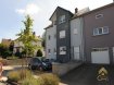 Appartement Vente 3 chambres à Dudelange - 580 000 € Real G Immo vous propose en Exclusivité un très bel appartement de 3 chambres à coucher avec une superficie habitable de +/- 112 m² dans une rue calme (Zone 30) près du Parc Leh à Dudelange.
Dans une copropriété de 4 unités construite en 2007 celui-ci se compose comme suit:
Spacieux hall d'entrée desservant les pièces suivantes :
1 grande chambre parentale de 16,33 m²,
2 chambres à coucher (12,48 m² et 12,42 m²)
Belle cuisine entièrement équipée ouverte sur le séjour de +/- 46 m² donnant accès à un balcon orienté plein sud,
Salle de douche avec double vasque et fenêtre,
wc séparé.
Appartement très lumineux.
Pour compléter le tout, une cave privative, une buanderie commune et un emplacement intérieur s'y ajoutent!
Pour plus de renseignements ou une visite (visites également possibles le samedi sur rdv), veuillez contacter le 28.66.39.1.
Ref agence :72765