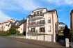 Immo Losch vous propose à la location ce charmant studio meublé situé au 1er étage d’une petite résidence de seulement 4 lots à Dudelange.

Le bien se trouve dans une rue calme et agréable, au sein d’un environnement résidentiel, tout en restant proche des commodités, des commerces, des transports en commun et des principaux axes routiers.

Le studio dispose d’une surface utile de 26,34 m² et bénéficie également d’une cave privative ainsi que d’un emplacement de parking extérieur privatif de 18,20 m², un réel avantage pour ce type de bien.

Il se compose d’une pièce de vie lumineuse avec espace nuit, d’une cuisine équipée, ainsi que d’une salle de douche avec WC. Le studio est loué meublé et offre un cadre de vie pratique, calme et confortable.

La résidence dispose également d’une buanderie commune et d’un grand jardin commun.

Grâce à son mobilier, son parking privatif, sa cave, son environnement calme et sa localisation recherchée à Dudelange, ce bien constitue une belle opportunité pour une personne recherchant un logement fonctionnel et agréable.

Loyer mensuel : 1.250 €
Avances sur charges mensuelles : 130 €
Caution : 2.500 €

Pour plus d’informations ou pour organiser une visite :

Immo Losch
Téléphone : +352 26 53 26 11
Email : info@immolosch.lu

 ---------- 
Immo Losch bietet Ihnen an, dieses charmante möblierte Studio im ersten Stock eines kleinen Wohnhaus mit nur 4 Einheiten in Dudelange zu mieten.

Die Immobilie befindet sich in einer ruhigen und angenehmen Straße in einem Wohnumfeld und bleibt doch in der Nähe von Annehmlichkeiten, Geschäften, öffentlichen Verkehrsmitteln und den wichtigsten Verkehrsachsen.

Das Studio verfügt über eine Nutzfläche von 26,34 m² und bietet außerdem einen privaten Keller sowie einen privaten Außenstellplatz von 18,20 m², was ein echter Vorteil für diese Art von Immobilie ist.

Es besteht aus einem hellen Wohnzimmer mit Schlafbereich, einer ausgestatteten Küche sowie einem Duschbad mit WC. Das Studio wird möbliert vermietet und bietet einen praktischen, ruhigen und komfortablen Lebensraum.

Das Wohnhaus verfügt außerdem über einen Gemeinschaftswaschraum und einen großen Gemeinschaftsgarten.

Dank seiner Möbel, seines privaten Parkplatzes, seines Kellers, seiner ruhigen Umgebung und seiner attraktiven Lage in Dudelange stellt diese Immobilie eine schöne Möglichkeit für eine Person dar, die eine funktionale und angenehme Unterkunft sucht.

Monatliche Miete: 1.250 €
Vorauszahlungen auf die monatlichen Nebenkosten: 130 €
Kaution: 2.500 €

Für weitere Informationen oder um eine Besichtigung zu vereinbaren:

Immo Losch
Telefon: +352 26 53 26 11
E-Mail: info@immolosch.lu

 ---------- 
Immo Losch offers you this charming furnished studio located on the 1st floor of a small residence with only 4 units in Dudelange.

The property is located on a quiet and pleasant street, within a residential environment, while remaining close to amenities, shops, public transportation, and main roads.

The studio has a usable area of 26.34 m² and also benefits from a private cellar as well as a private outdoor parking space of 18.20 m², a real advantage for this type of property.

It consists of a bright living room with a sleeping area, a equipped kitchen, and a shower room with WC. The studio is rented furnished and offers a practical, quiet, and comfortable living environment.

The residence also has a communal laundry room and a large common garden.

Thanks to its furniture, its private parking, its cellar, its quiet environment, and its sought-after location in Dudelange, this property constitutes a great opportunity for a person seeking a functional and pleasant home.

Monthly rent: €1,250
Monthly advance on charges: €130
Deposit: €2,500

For more information or to arrange a visit:

Immo Losch
Phone: +352 26 53 26 11
Email: info@immolosch.lu

 ---------- 
Immo Losch bitt Iech dëse charmanten ageriichteten Studio zur Lokatioun un, deen um éischte Stack vun enger klenger Résidence mat nëmmen 4 Wunnengen zu Diddeleng läit.

D'Immobilie ass an enger roueger an agréabler Strooss, an engem wunnengegemëssene Beräich, awer blouf no bei den Disponibilitéiten, de Geschäfter, dem ëffentlechen Transport an den Haaptverkéiersaxe.

De Studio huet eng benotzbar Fläch vun 26,34 m² an huet och eng privat Kellerraum souwéi e privaten Baussenchippsplaz vun 18,20 m², wat en echte Virdeel fir dësen Immobilientyp ass.

Et besteet aus engem liichte Wunnraum mat Schlofareal, enger ausgestatteter Kichen an engem Duschzëmmer mat Toilette. De Studio ass ageriicht a lounegt a bitt e praktescht, rouegt an komfortabelt Liewensëmfeld.

D'Résidence huet och eng gemeinschaftlech Wäschwaasserzon an e groussen gemeinschaftlechen Garten.

Dank sengem Mobel, sengem privaten Parking, senger Keller, sengem rouege Ëmfeld an der gesichter Plaz zu Diddeleng stellt dëst eng gutt Méiglechkeet fir eng Persoun duer, déi eng funktionell an agreabel Wunneng sicht.

Mountlous Miete: 1.250 €
Virausbezuelten Fraisen: 130 €
Kautioun: 2.500 €

Fir méi Informatiounen oder fir eng Visitt ze organiséieren:

Immo Losch
Telefon: +352 26 53 26 11
E-Mail: info@immolosch.lu