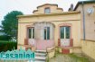 Maison Vente 3 chambres à Boulay-Moselle - 115 000 € BOULAY proche commerce. Maison de ville à conforter se composant d'un salon séjour, cuisine séparée, salle de bain, 3 chambres, sous sol complet avec chauffage central au gaz. Le tout sur un terrain clos de 674m2.