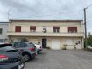 Appartement Vente à Thionville - 220 000 € Pour Investisseur votre agence ALC immobilier vous propose d'acquérir dans un immeuble un ensemble de 2 logements. L'un des appartement est de type F2 loué 400€ HC composé d'une entrée, une séjour, une cuisine, une chambre, une salle de bain ainsi qu'un wc. Le deuxième appartement est de type F6, loué 416 € HC et dispose d'une entrée, un salon, un séjour, trois chambres, un bureau, une salle de bain et un wc. L'immeuble est en bon état général et offre un terrain couvrant 3.27 ares.
Ref agence : 6609