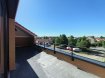 CATTENOM - Appartement neuf F4 Grand Standing. SPÉCIAL FRONTALIERS ! FRAIS DE NOTAIRE RÉDUITS !

Laissez-vous séduire par cette adresse d'exception au coeur de la commune de Cattenom et devenez les heureux propriétaires de cet appartement de grand standing, de type F4, idéalement situé entre Thionville et la frontière luxembourgeoise, proche de nombreuses commodités et principalement des axes routiers menant au Luxembourg.

L'appartement, d'une surface de plus de 96m², est situé au 2ème et dernier étage (avec ascenseur) d'une résidence de 25 appartements qui vous séduira immédiatement par son architecture contemporaine et ses matériaux de construction de qualité, conformes aux nouvelles exigences et à la règlementation RE2020.

Quand esthétisme rime avec confort...
Outre les caractéristiques générales de cet appartement, vous apprécierez  sa pièce de vie d'environ 34m², très lumineuse, donnant sur une  jolie terrasse semi-couverte exposée plein Sud, ses 2 chambres, sa 1ère salle de bain avec baignoire, 1 WC séparé avec lave-mains, ainsi que sa 3ème chambre type suite parentale disposant de sa propre salle d'eau et de son espace dressing.

L'ensemble de l'appartement est recouvert de parquet (hormis les pièces humides en carrelage)
Les salles de bains sont équipées de meuble vasque avec miroir et bandeau lumineux ainsi que d'un sèche-serviettes.
Placard aménagé dans l'entrée.

Système de chauffage par pompe à chaleur, plancher chauffant. (chape acoustique)
Volets électriques
Normes de construction RE2020

En annexe, 3 stationnements privatifs vous sont attribués dont 1 parking couvert.

L'appartement est livrable au courant du 3ème trimestre 2026 et vous permet de bénéficier de frais de notaire réduits, vous permettant d'économiser environ 20 000€ sur cette acquisition.

Si vous souhaitez vous offrir un cadre de vie d'exception, n'hésitez pas à nous contacter pour visiter !
Un appartement témoin vous permettra d'apprécier la qualité des équipements et sa décoration.

Véronique GONZALEZ
03 82 84 17 98



Copropriété de 50 lots - dont 25 lots habitation. (Pas de procédure en cours).
Charges annuelles : 1000.00 euros.