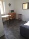Appartement Location à Berck - 340 € c.c. Réf: 0148 Studio meublé à l'année de 25 m² en plein centre de Berck Plage au 02ème étage sans ascenseur: Pièce de vie, cuisine équipée, salle d'eau avec wc. Loyer: 340 € eau et electricité inclus. 1 mois de caution frais d'agence: 340 € Libre Réf: 0148