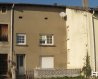 Maison Vente 3 chambres à Bouzonville - 45 000 € Maison de village. 2 KM BOUZONVILLE. Maison de village à rénover, se composant d'un salon salle à manger avec coin cuisine, chaufferie/buanderie, 3 pièces à l'étage, dégagement, combles aménageables, cave, atelier, garage, cour et jardin.Double vitrage PVC, chauffage central gaz.