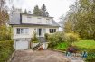 Maison Vente 4 chambres à Fingig - 1 150 000 € L'agence immobilière MaraMax s.àr.l vous propose cette charmante maison à rénover, entourée de verdure, sur un terrain de +/- 27a 40ca.
La maison a une surface habitable de +/- 199.58 m2, une surface totale de +/- 280.22 m2 et se compose comme suit:
Rez-de-chaussée:
- hall d'entrée,
- cuisine équipée, accès véranda et jardin,
- living/salle à manger, accès véranda et jardin,
- atelier/deuxième living avec comptoir, accès véranda et jardin,
- WC séparé avec fenêtre et lavabo.
Premier étage:
- hall de nuit avec placards intégrés,
- 4 chambres,
- salle de bains avec fenêtre, 2 lavabos, WC,
- douche.
Deuxième étage:
- spacieux grenier aménageable, non isolé.
Sous-sol:
- cave,
- chaufferie avec une chaudière à mazoute de la marque Buderus,
- garage pour 1 voiture.
Toutes les dalles sont en béton!
A ceci s'ajoute une maison de jardin avec un système d'alarme, électricité et une fosse pour les voitures ainsi qu'une petite maisonnette pour le bois dans la partie forêt en arrière du jardin.
Pour plus d'informations par rapport à cette charmante maison, n'hésitez pas à nous contacter.