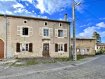 Maison Vente 4 chambres à Monneren - 98 000 € Maison de carractère. Maison de caractère de 1771 à rénover située au calme, sur 24 ares de terrain, elle se compose d'une habitation F5, avec 4 chambres, fumoir, cave voutée, grenier, grange, écurie, puits.