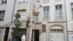 Appartement Vente 1 chambre à Nancy - 84 250 € NANCY, très bien placé, au COEUR HISTORIQUE DE LA VILLE, à deux pas de la place CARRIERE et du Musée LORRAIN, dans immeuble bien tenu ayant gardé tout le charme de l'ancien, communs en bon état, accès sécurisé par digicode, au 1er étage, charmant appartement F 1, (35.58 m2) salle de bains, wc, cuisine amménagée, chauffage individuel électrique, petite dépendance, PRIX : 84 250 euros AGENCE KLAA 8 rue Girardet NANCY 06 80 44 77 95 ou 03 83 97 01 778