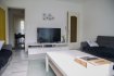 Appartement Vente 3 chambres à Mulhouse - 83 160 € A Mulhouse, Rue Fénélon, quartier calme, nous vous proposons cet Appartement de 68m² entièrement remis à neuf.
Il est composé :
- d'une Pièce de Vie avec Balcon,
- d'une Cuisine entièrement équipée et avec un second Balcon,
- de 3 Chambres,
- d'une Salle de Bain,
- d'un Wc séparé.
Le Chauffage et l'Eau Chaude sont collectifs.
