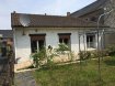 Maison Vente 3 chambres à Aibes - 99 000 € AIBES. DU POTENTIEL POUR CETTE PETITE MAISON AVEC SON BÂTIMENT DE 200M².
Venez vite découvrir cette maison de plain pied comprenant un salon, une cuisine, buanderie, trois chambres, salle de bains et wc.
Garage double, atelier, un bâtiment de 200 m² , terrain.