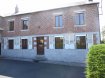 Maison Vente 3 chambres à Avesnes-sur-Helpe - 205 725 € Style fermette AVESNES SUR HELPE. Un cachet existant, un volume à exploiter , n'hésitez plus à faire revivre cette maison!!A découvrir ce style fermette typique Avesnois comprenant une entrée avec escalier et placards en chêne, cuisine, salon avec cheminée, grand séjour. A l'étage : un palier desservant 3 chambres, salle de bains/wcGrange, remises, garage et terrain d'environ 11 ares.CC Gaz. TAE - Double vitrage avec volets électriqueDe Plus, une exposition agréable pour les journées d'été!!!