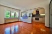 Appartement Vente 2 chambres à Soleuvre - 489 000 € ***SOUS COMPROMIS***
immohub, votre partenaire dans l'immobilier à Soleuvre vous propose un appartement lumineux et soigné comprenant 2 chambres à coucher au premier étage d'une petite résidence à seulement 4 unités.
L'appartement se compose comme suit:
-Hall d'entrée avec interphone et débarras 9,50 m2
-Living & Cuisine équipée ouverte 26,50 m2
-Chambre I 10,00 m2
-Chambre II 14,00 m2
-Salle de douche 4,00 m2
Le bien se complète par une cave privative ainsi q'une buanderie en commune.
Possibilité d'acquérir un garage-box fermé à l'arrière de la résidence à 30.000 €
Détails:
Disponible immédiatement
Chauffage au gaz
Double vitrage
A proximité de toutes commodités