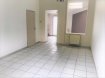 Maison Vente 2 chambres à Tourcoing - 97 000 € TOURCOING Blanc Sceau. Classique maison 1930 rénovée, offrant un lumineux séjour, une cuisine équipée, 2 chambres, un bureau, une salle de bain et une terrasse carrelée. Elle est équipée du tout à l'égout du double vitrage et du chauffage central au gaz. Idéal première acquisition !
