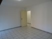 Appartement Location 3 chambres à Nancy-Stanislas - Meurthe - 1 080 € c.c. NANCY, hyper-centre, proche place Stanislas, Beau F 4. NANCY, à deux pas de la place STANISLAS, au calme, dans jolie cour intérieure paysagée, Appartement F 4 composé d'un grand séjour cuisine équipée ouverte, trois chambres, une salle de bains, une salle de douche, deux WC, chauffage individuel au gaz,
Loyer : 980 euros plus 100 euros de charges, peut parfaitement convenir pour une colocation à trois, AGENCE KLAA 8 rue Girardet NANCY 03 83 97 01 78 ou 06 80 44 77 95