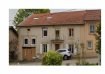 Maison Vente 5 chambres à Beux - 179 000 € . A 15 MIN DE METZ - 10 MIN HOPITAL DE MERCY - A BEUX - Grande bâtisse d'environ 300 m2 sur 3 niveaux, avec projet de création de 5 logements, possibilité de créer des stationnements à l'arrière ainsi que des jardins privatifs, accés par un porche au jardin, sur plus de 9 ares.. Projet en cours de réhabilitation, prévoir tous les travaux de second oeuvre. PRIX : 179 000 EUR AGENCE VENNER REMILLY 03 87 63 60 09 ACHAT / VENTE / LOCATION / GESTION LOCATIVE