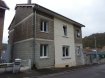 Maison individuelle Vente 4 chambres à Réhon - 208 000 € Pavillon individuel, RDC: entrée, dégagement, w-c, salle de bains, cuisine équipée avec accès grande terrasse, salon (insert bois) ouvert sur salle à manger avec accès terrasse, Etage: 3 chambres + 1 chambre passante ou bureau, 1 pièce à finir d'aménager, Combles aménageables au-dessus, Sous-Sol semi enterré en partie: garage porte sectionnelle motorisée, chaufferie, buanderie, possibilité d'aménager un espace de vie (ouvrants existants avec accès terrasse et jardinet. Foncière: 1150€, tout à l'égout, DVPVC, Toiture de 2013, Electricité ok, Chaudière gaz budérus +-15ans