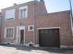 Maison Vente 3 chambres à Caudry - 93 090 € Maison GMF semi individuelle. A 15 minutes de cambrai - Village toutes commodités - Maison gmf bâtie sur 530 m2 comprenant : hall, cuisine équipée, salon/séjour, véranda. A l'étage : palier, 3 chambres, salle de bains. Cc gaz - cave - jardin - garage 1 voiture. 93 090 EUR dont 7 % à la charge de l'acquéreur. 87 000 EUR net vendeur