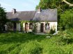 Maison Vente 2 chambres à La Chartre-sur-le-Loir - 119 840 € Maison 4 pièces. Une maison ancienne comprenant cuisine simple, Chambre, Salle à manger avec cheminée, Salon avec cheminée, salle d’eau avec WC. Véranda. Accès au grenier par escalier dans l’écurie. Dépendances. Terrain tout autour avec vergers et bois. L'ensemble sur 5.851m²*Honoraires inclus charge acquéreur : 7.00% TTC (prix 112000.00 euros hors honoraires). N° portable : 0685994847, Activité exercée sous le statut d'agent commercial