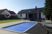 Maison individuelle Vente 3 chambres à Bascharage - 1 380 000 € ***Coup de Cœur***
New Keys vous propose cet superbe Bungalow construit sur un terrain de 9 ares, dans rue calme à Bascharage.
En excellent état et récemment rénovée (toiture, électricité, façade), cette magnifique maison se présente de la manière suivante :
RDC
-Hall d'entrée
-Salon/Salle à manger avec accès à la véranda
-Cuisine équipée et lumineuse installée en 2015
-3 Chambres à coucher
-Salle de Bains
-WC
Sous-Sol
- Garage
- Local technique
- Bureau
- Grande pièce
- Salle de Bains
Extérieur
- Grande terrasse avec Piscine
- Jardin
- Cuisine d'été
- Four à pizza
Pour plus de renseignements, et/ou demandes de visites, merci de nous contacter au 27 99 86 23 ou par email à l'adresse info@newkeys.lu