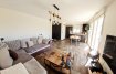 Appartement Vente 2 chambres à Mondelange - 199 000 € MONDELANGE : Joli F3 avec entrée privative dans petit immeuble au calme, cuisine équipée ouverte sur salon, deux chambres, une salle de douche, une garage et une place de parking, terrasse et jardin privés,