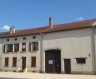 Maison de village Vente 4 chambres à Gravelotte - 170 000 € 8 KM GRAVELOTTE, 15 MIN DE METZ: 170 000 € FAIA vendre, très beau corps de ferme avec grange de 100m², écurie et maison d'habitation d'environ 200 m² de plateau comprenant 4 chambres, combles aménageables, terrasse, jardin clos, double vitrages et toiture récente. DPE CCommission incluse: 6.3% TEL: 06.150.144.36Ref agence :2284342