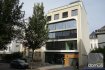 Appartement Location 2 chambres à Luxembourg-Gare - 1 670 € Très bel appartement au 4. étage dans un immeuble à 5 étages, surface habitable de 84 m2 offrant:
Hall d'entrée, séjour avec cuisine ouverte, salle de bain, WC séparé, 2 chambres à coucher, parking au 2ième sous-sol pour petite voiture, buanderie et cave.
Proche de la gare de Luxembourg, des commerces et de toutes autres commodités.
Finitions haut de gamme, air conditionné, immeuble sécurisé, dispositif anti-intrusion.
Animaux domestiques non admis
disponible 15 mars 2019
Ref agence :102876