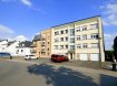 Appartement Vente 2 chambres à Bascharage - 367 000 € ***SOUS COMPROMIS DE VENTE***Lumineux appartement à Bascharage dans un quartier calme, avec jardin privatif de 2ares, au deuxième étage avec un surface habitable de +/- 68m2 et y comprenant :- Un hall d'entrée avec placard encastré- Un living - Une cuisine équipée indépendante- 2 chambres à coucher- Une salle de bain- Jardin privé (2 ares)- Une cave- Une buanderie communeDescription de la situation :L'appartement se situe à proximité de toutes les commodités (bus, commerce, écoles, centre ville ... )Pour tout complément d‘information, n'hésitez pas à nous contactez par téléphone au 28 77 88 22.Nous sommes également disponibles pour organiser les visites le samedi !Nous sommes, en permanence, à la recherche de nouveaux biens à vendre (des appartements, des maisons et des terrains à bâtir) pour nos clients acquéreurs.N‘hésitez pas à nous contacter si vous souhaitez vendre ou échanger votre bien, nous vous ferons une estimation gratuitement.Ref agence :105