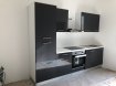 Appartement Location à Algrange - 550 € c.c. Bel appartement F1 entièrement rénové ALGRANGE. Au rez-de-chaussée, dans un petit immeuble de caractère, bel appartement de type F1 entièrement rénové et meublé, composé d'une cuisine équipe avec accès terrasse, d'une salle d'eau carrelé, et d'une pièce à vivre.Disponible courant Mai.