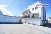 Appartement Vente 2 chambres à Dudelange - 699 000 € New Keys vous propose en exclusivité ce magnifique appartement lumineux de 88 m² environ, idéalement situé au 1er étage d’un immeuble construit en 2019, avec ascenseur et bien entretenu à Dudelange.
Description du bien :
* Hall d’entrée
* Buanderie privative
* Chambre à coucher avec espace dressing
* Salle d’eau avec douche à l’italienne, WC, vasque et fenêtre
* Deuxième chambre
* WC séparé avec lavabo
* Débarras
* Cuisine entièrement équipée (Siemens et AEG), ouverte
* Salon/salle à manger
* Balcon avec marquise électrique, exposé sud-est
Espaces annexes :
* Cave
* Emplacement intérieur avec prise électrique et lavabo
* Buanderie commune
Equipements :
* VMC Double Flux
* Triple vitrage
* Moustiquaire
* Volets électriques
* Marquise électrique sur le balcon
* Chauffage au sol
* Visiophone
* Fibre optique
* EnergyPass : B/B
Encore sous garantie décennale !
Pour plus de renseignements ou pour organiser une visite, contactez-nous au +352 661 434 100 ou par e-mail à l'adresse kdif@newkeys.lu.