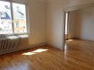 METZ SAINT THERESE - 18 RUE SAINT JEAN
Au 3ième étage d'un immeuble bien tenu, 3P de 73m² avec balcon comprenant une entrée, un salon-séjour lumineux, une cuisine séparée avec accès balcon, une buanderie, deux chambres et une salle de bain avec wc.
Chauffage au gaz individuel. Disponible à compter du 1er septembre.