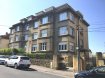 Appartement Vente 2 chambres à Metz - 205 000 € Appartement Metz 4 pièce(s). Très bel appartement dans une petite copropriété, au 1er étage. Grande entrée, salon séjour très lumineux, 2 grandes chambres, cuisine équipée salle de bain et wc indépendant. Un balcon, une cave et un garage fermé complètent ce bien.
Copropriété de 3 lots (Pas de procédure en cours).
Charges annuelles : 1000.00 euros.