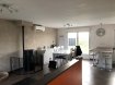 Maison Vente 3 chambres à Lallaing - 213 000 € maison plain pied 3 chambres. Votre agence Vitrin immo vous propose cette belle maison de plain pied indivuelle , proche des commerces et des axes autoroutiers. Venez découvrir cette agréable maison de plain pied sur 432 m2 de terrain environ ,avec une belle terrasse de 50m2 trés bien exposée. Ce qui est remarquable c'est la qualité de construction et d'isolation. Elle vous offre un super salon séjour de 45 m2 avec cuisine ouverte, trés lumineux, 3 chambres, salle de bain avec douche à l'italienne, garage. Vous apprécierez également un poéle à granules silencieux, la maison est équipée aussi de panneaux photovoltaique, d'une pompe à chaleur réversible, ****Maison autosuffisante*** Une visite s'impose ! faire vite