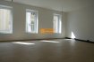Bureau Location 1 chambre à Esch-sur-Alzette - 1 400 € Beau bureau neuf de 65 m2 situé au 1er étage d'un immeuble situé en plein centre de Esch-sur-Alzette.Le bureau dispose de:Hall d'entrée, grande espace ouvert divisible, espace kitchinette, 1 grande pièce ouverte à l'arrière et 1 salle de douche + WC.Le bâtiment dispose également d'un ascenseur.A voir Possible de louer un emplacement en supplément.